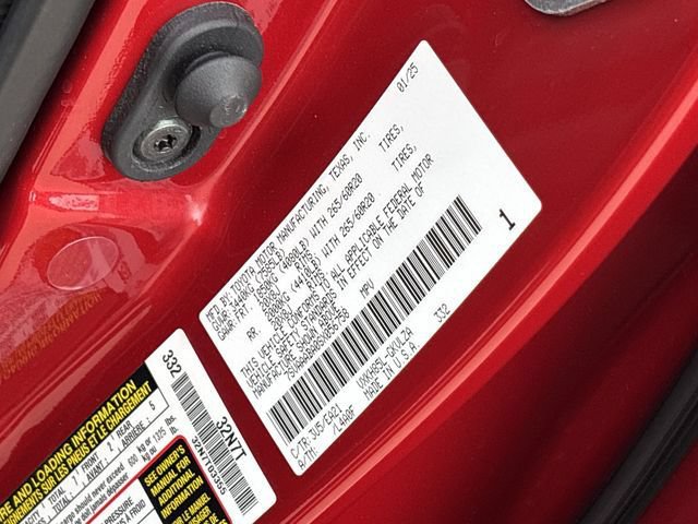 Used 2025 Toyota Sequoia Limited AWD/4WD image 33