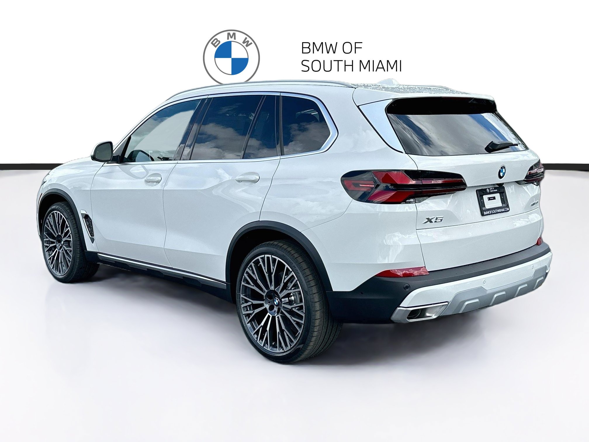 Certified 2026 BMW X5 sDrive40i w/ Premium Package RWD image 4