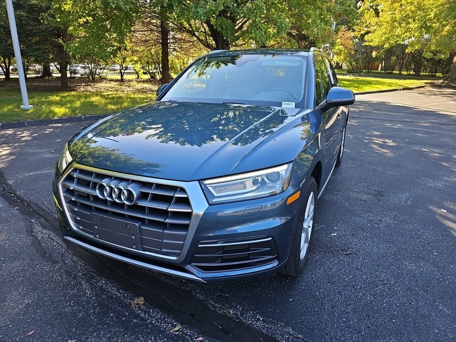 Used 2018 Audi Q5 2.0T Premium w/ Convenience Package AWD/4WD image 2