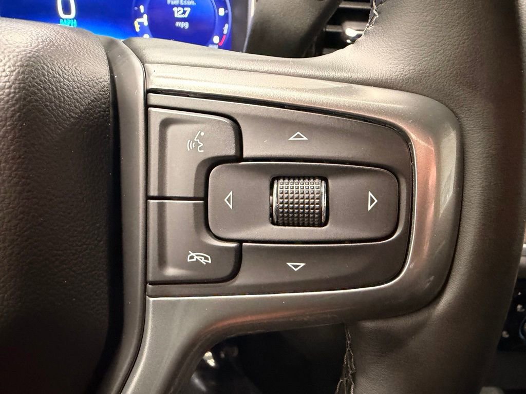Used 2025 Chevrolet Silverado 1500 LT image 40