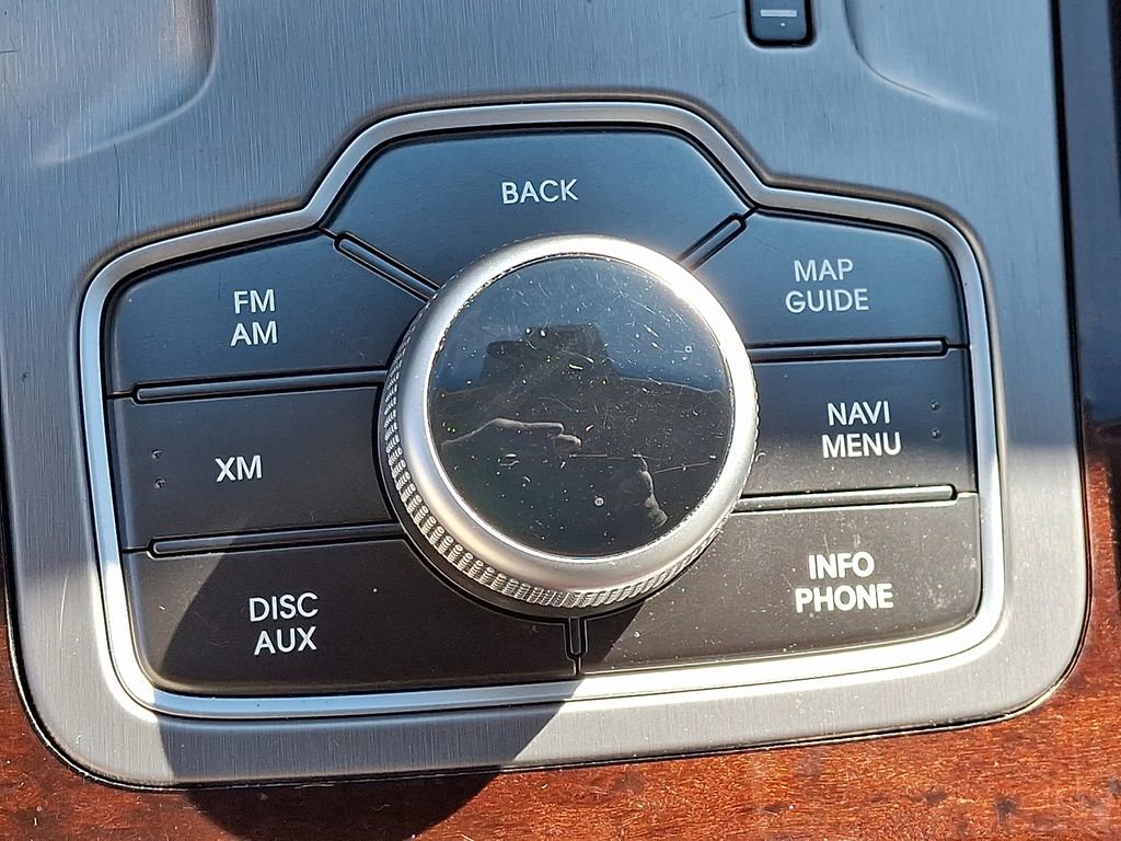 Used 2011 Hyundai Equus Signature image 31