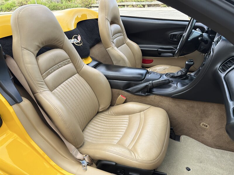 Used 2002 Chevrolet Corvette Convertible w/ Preferred Equipment Group2 RWD image 14