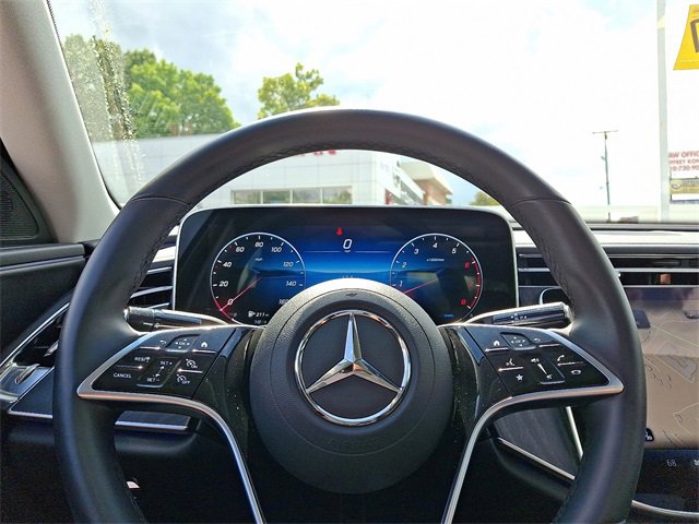 Used 2025 Mercedes-Benz E 450 4MATIC Sedan image 19