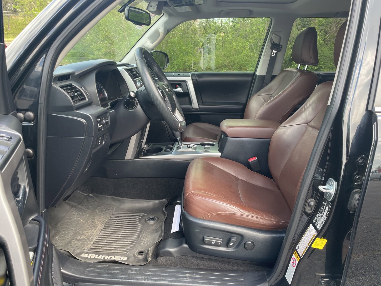 Used 2019 Toyota 4Runner Limited image 10