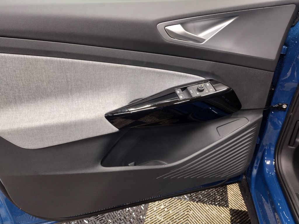 New 2025 Volkswagen ID.4 Pro image 17