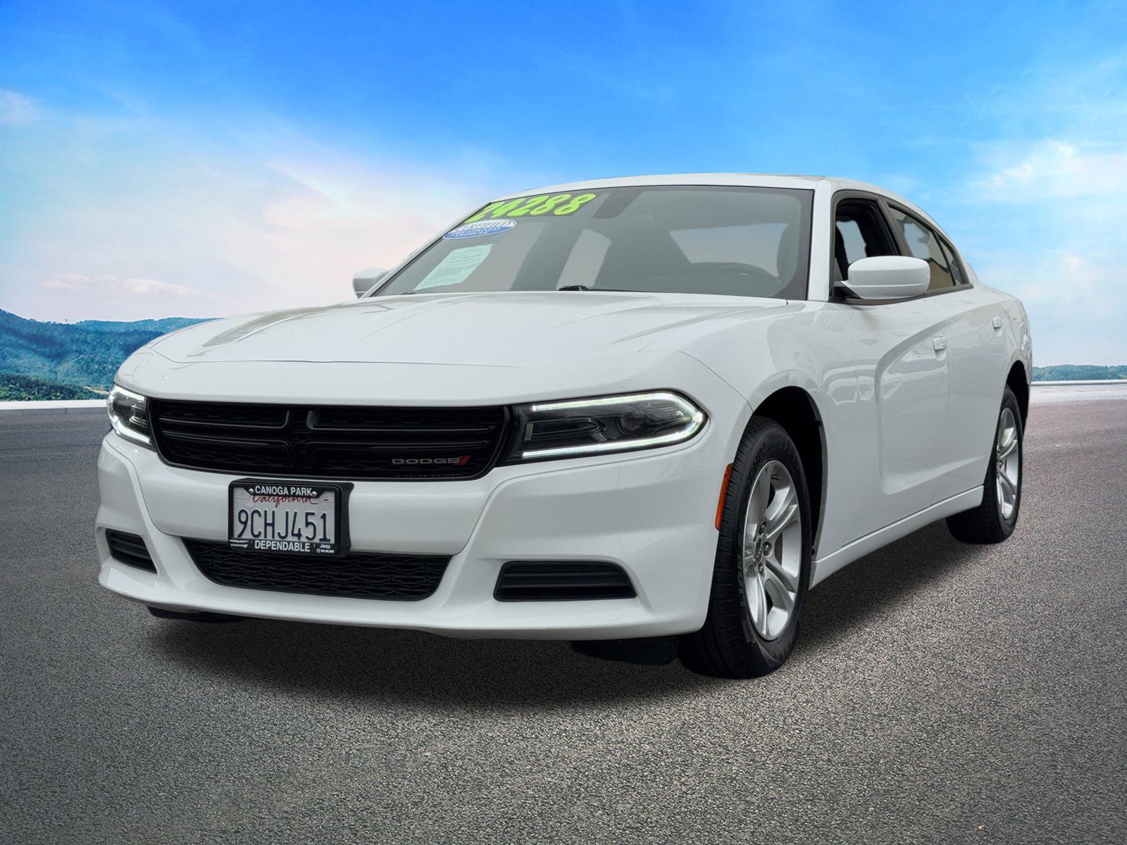 Certified 2022 Dodge Charger SXT image 4