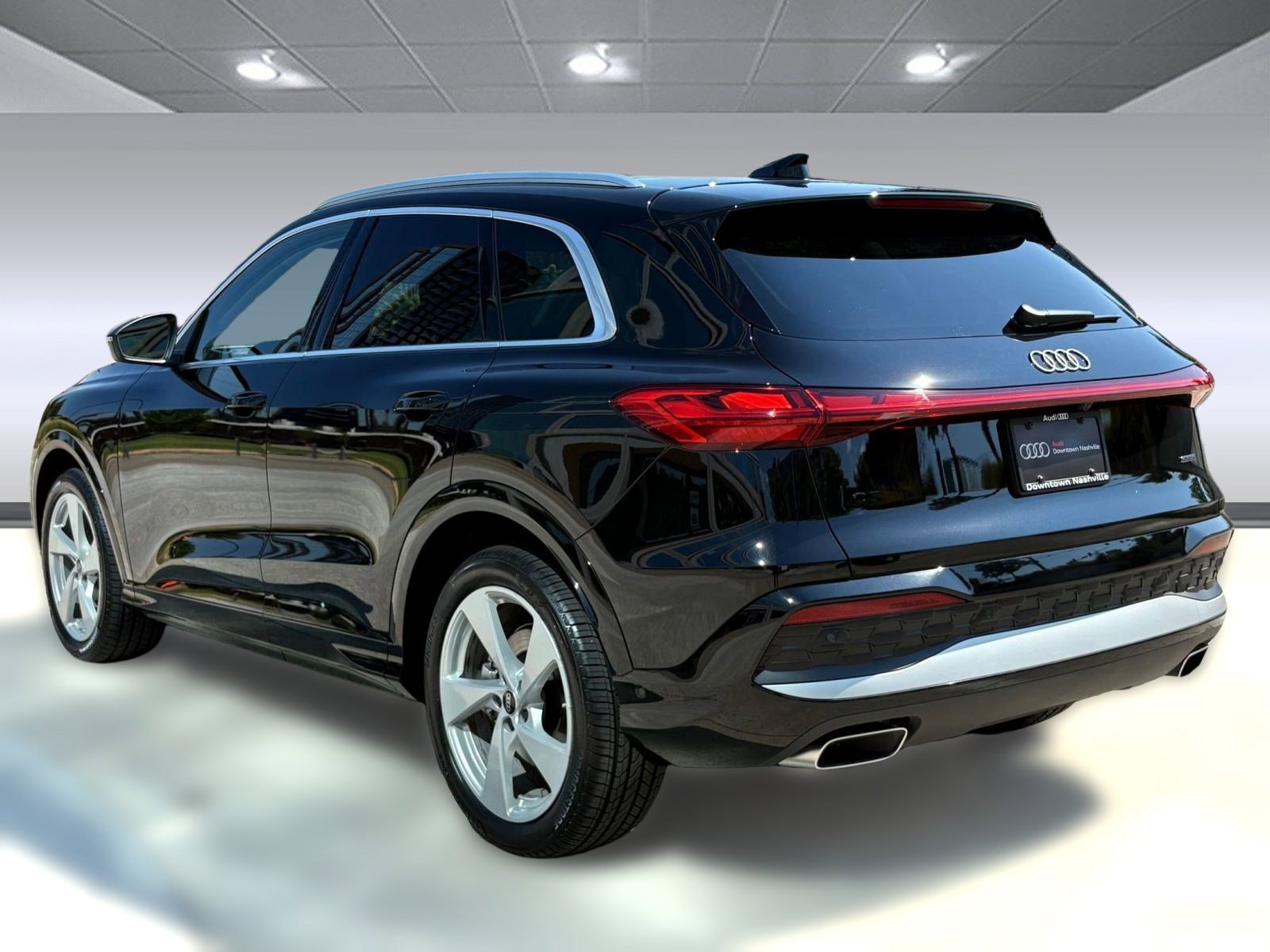 New 2025 Audi Q5 Prestige image 3
