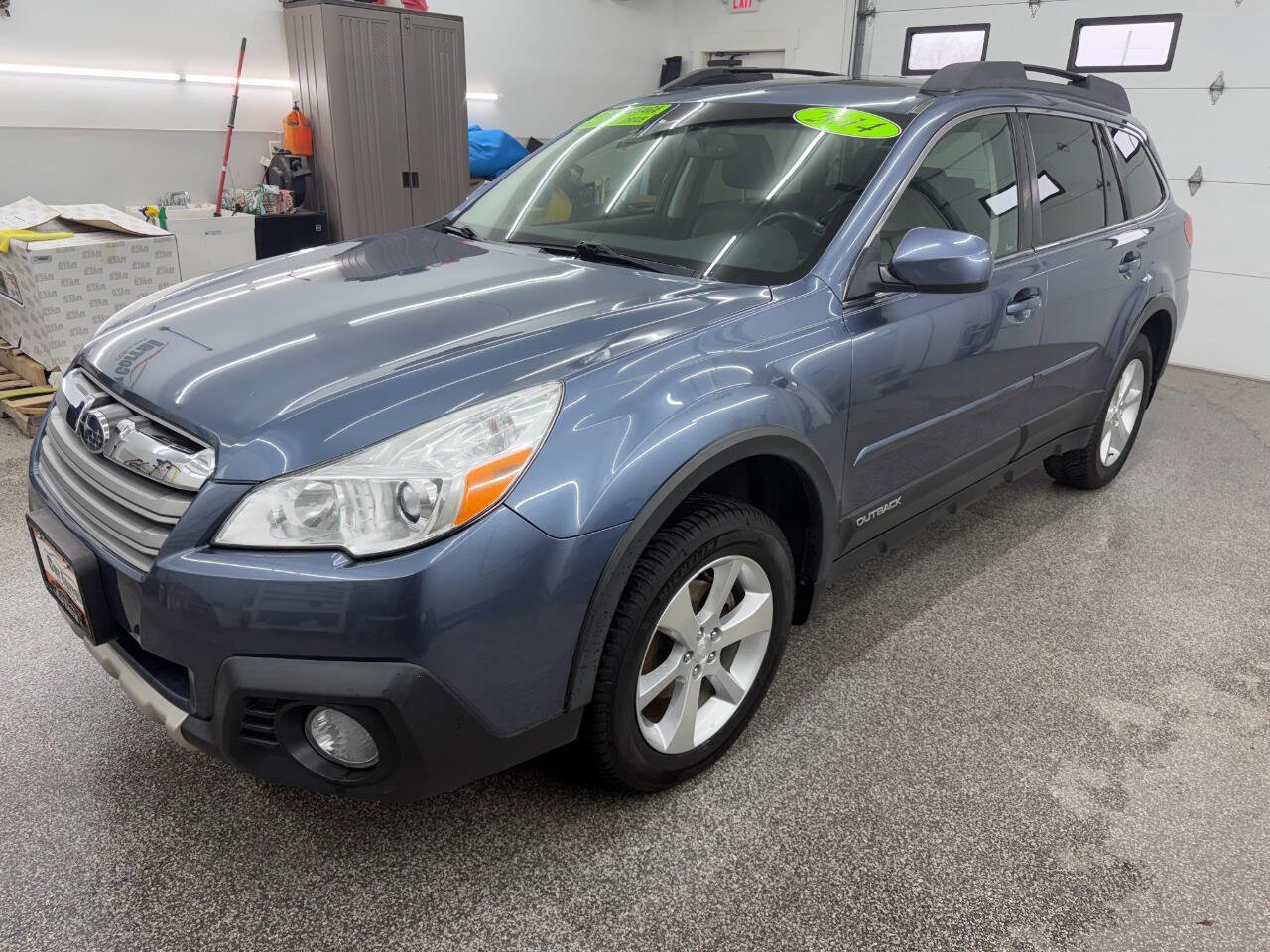 Used 2014 Subaru Outback 2.5i Limited w/ Moonroof Package image 1