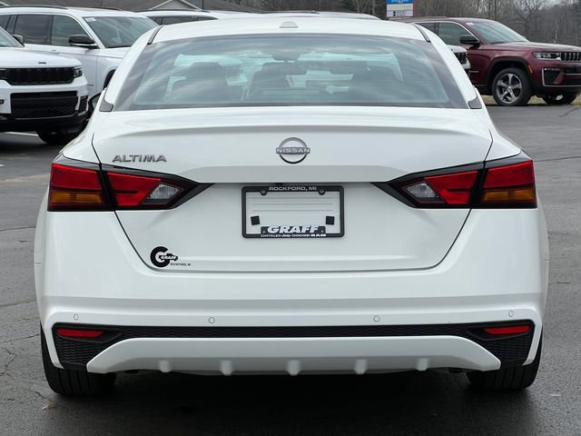 Used 2025 Nissan Altima 2.5 SV FWD image 33