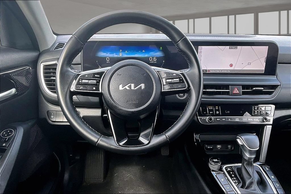 Used 2024 Kia Seltos EX AWD/4WD image 5