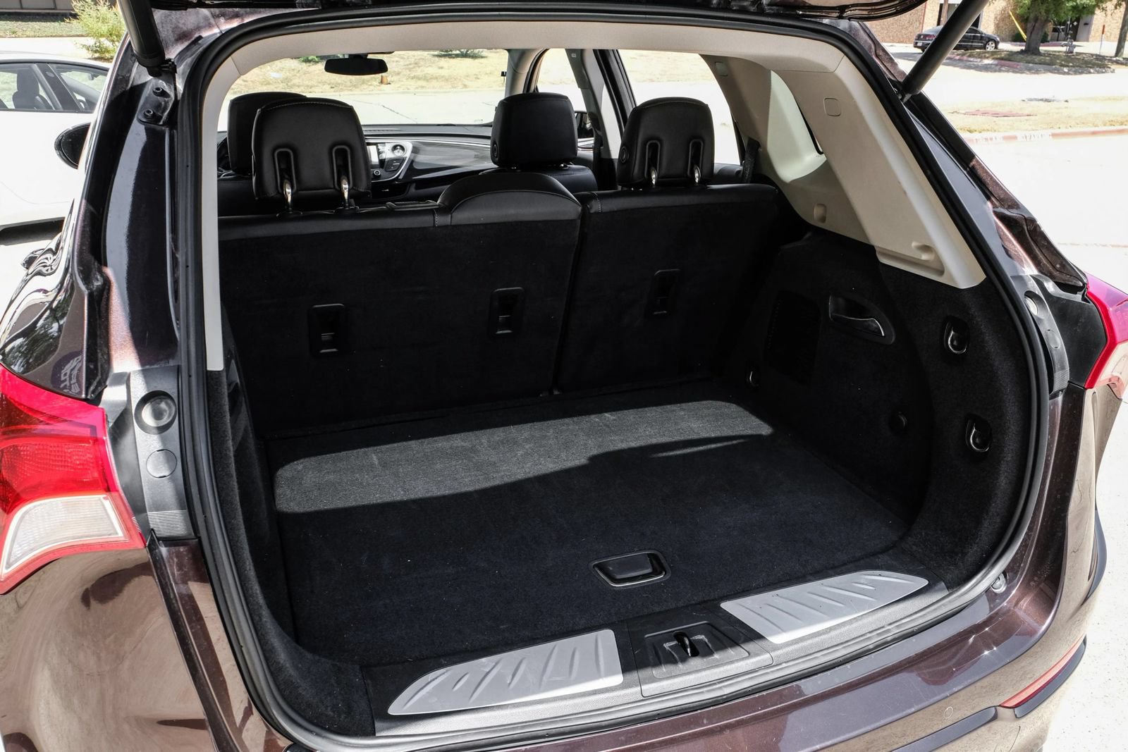 Used 2020 Buick Envision Essence AWD/4WD image 49