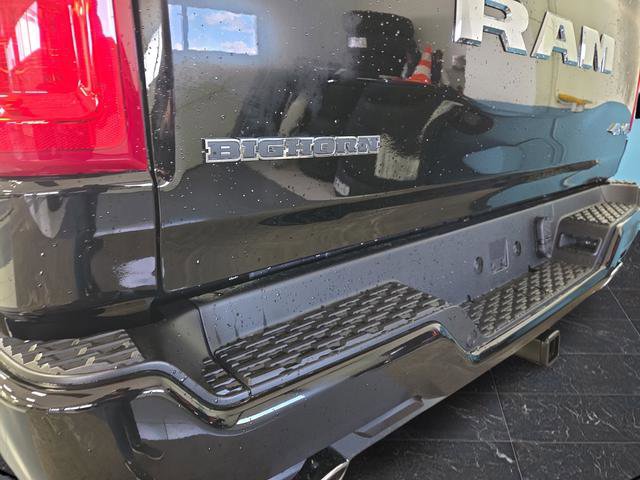 New 2026 RAM 1500 4x4 Crew Cab image 35