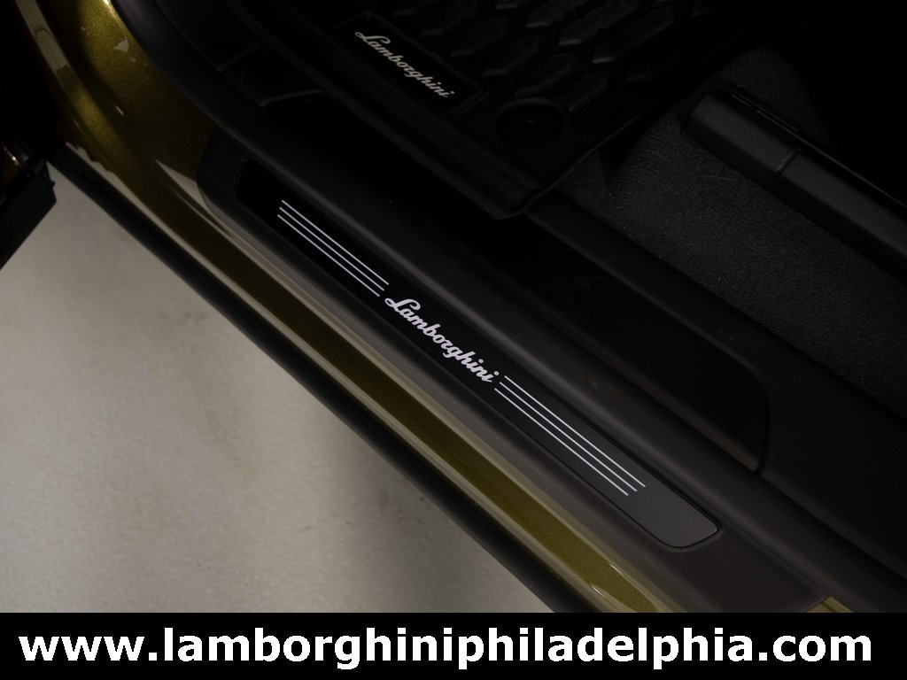 Used 2024 Lamborghini Urus S image 22