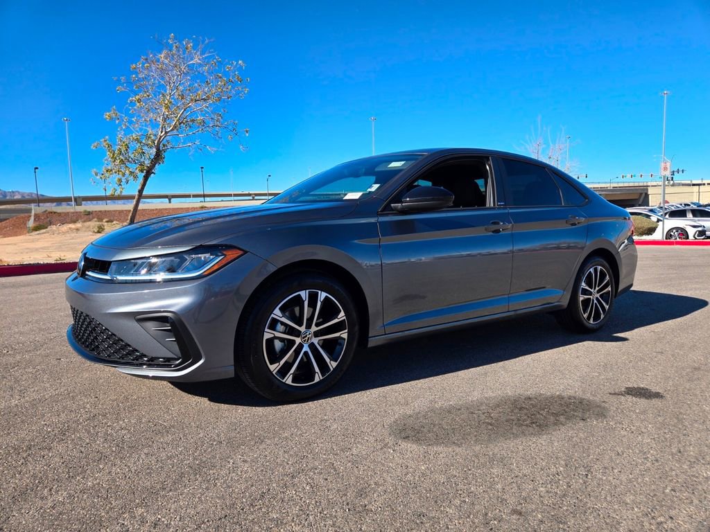 Certified 2025 Volkswagen Jetta Sport image 2