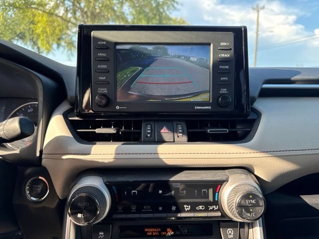 Used 2020 Toyota RAV4 XLE Premium FWD image 29