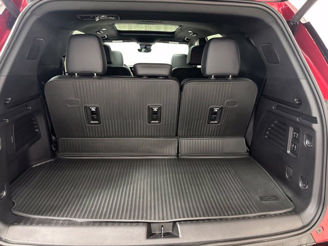 Used 2026 Chevrolet Traverse High Country w/ LPO, Floor Liner Package AWD/4WD image 15