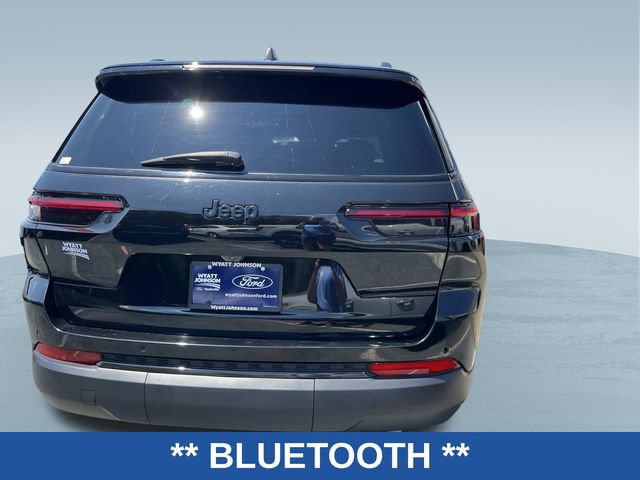 Used 2023 Jeep Grand Cherokee L Laredo AWD/4WD image 4