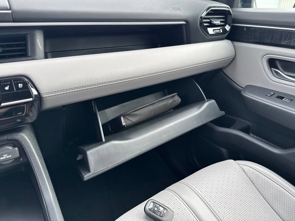 Certified 2024 Honda Pilot Elite image 28