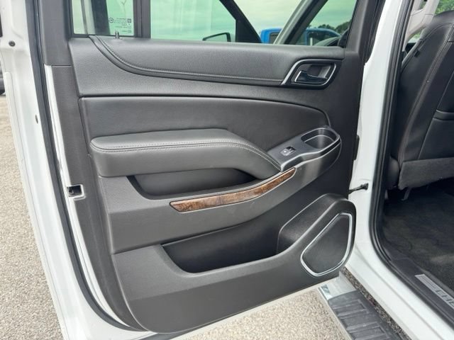 Used 2018 Chevrolet Suburban LT w/ LT Signature Package RWD image 34
