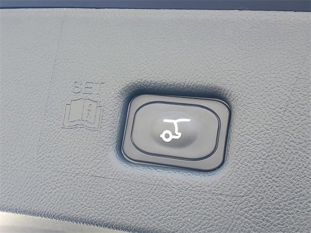 Certified 2023 Lincoln Nautilus Reserve image 37