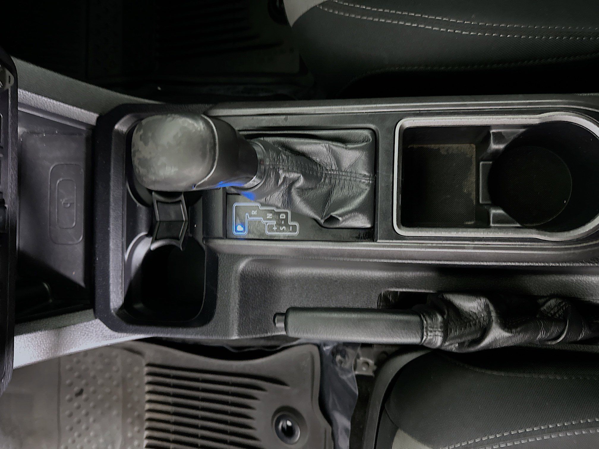 Used 2020 Toyota Tacoma TRD Off-Road w/ Technology Package image 22