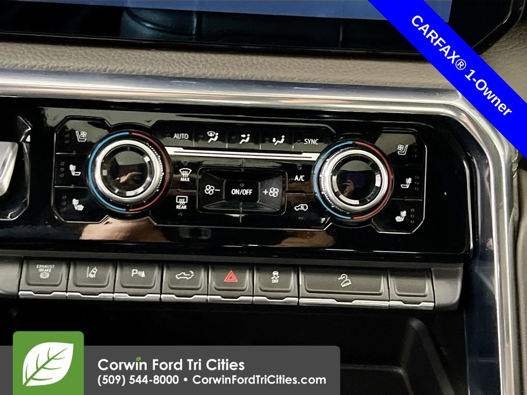 Used 2024 GMC Sierra 3500 Denali w/ Denali Reserve Package image 10