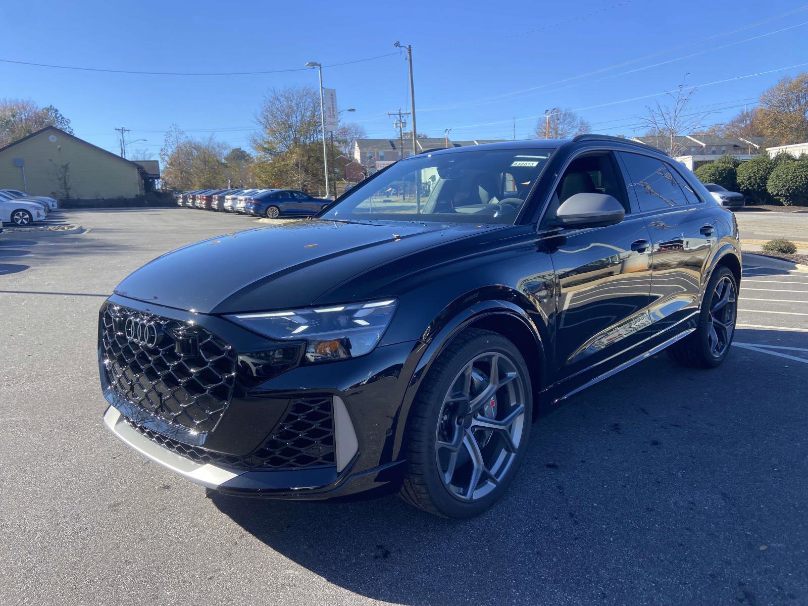 New 2026 Audi RS Q8 performance image 3