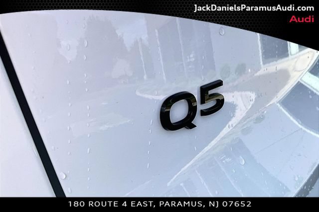 Used 2025 Audi Q5 Premium w/ Convenience Package AWD/4WD image 23