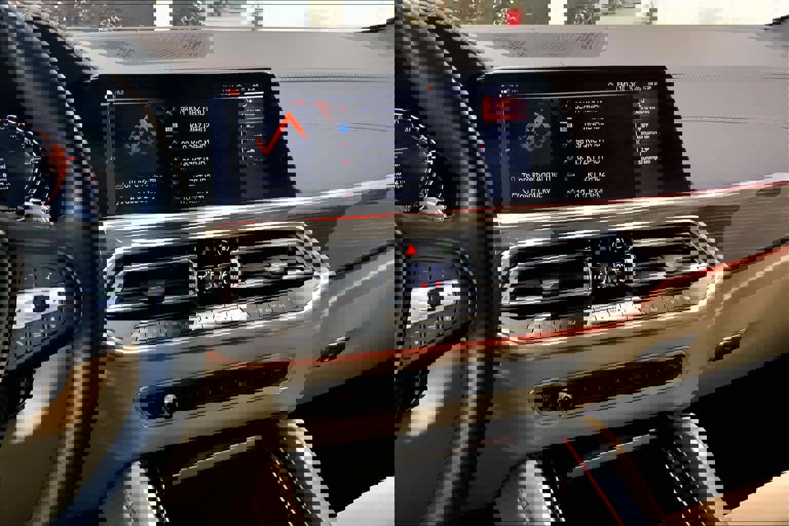 Used 2021 BMW X6 xDrive40i w/ Premium Package image 6