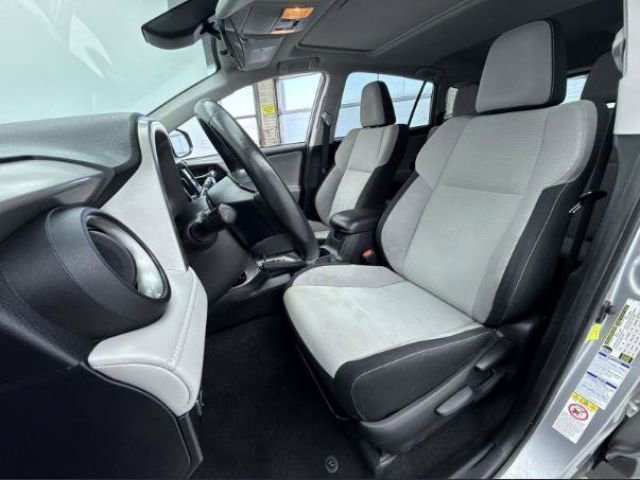 Used 2018 Toyota RAV4 Adventure image 16