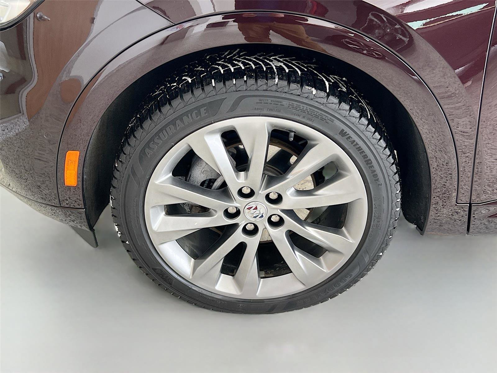 Used 2022 Buick Envision Avenir w/ Technology Package II image 31