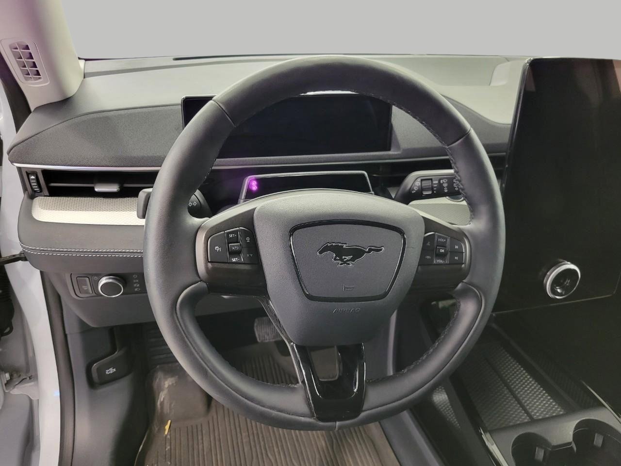 Used 2022 Ford Mustang Mach-E Select w/ Comfort/Technology Package AWD/4WD image 33