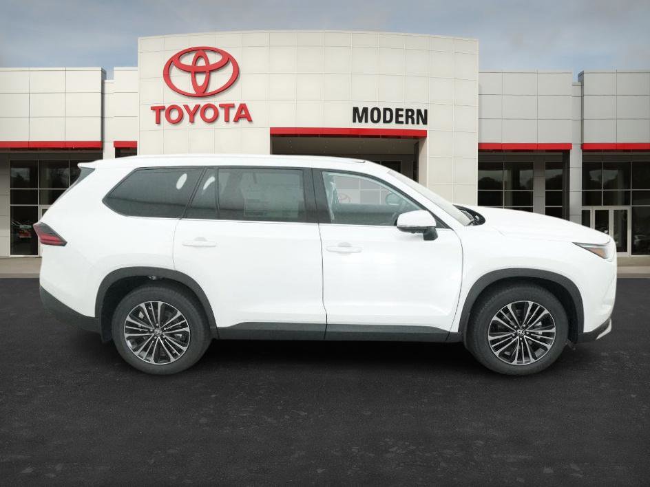 New 2026 Toyota Grand Highlander AWD Hybrid image 25