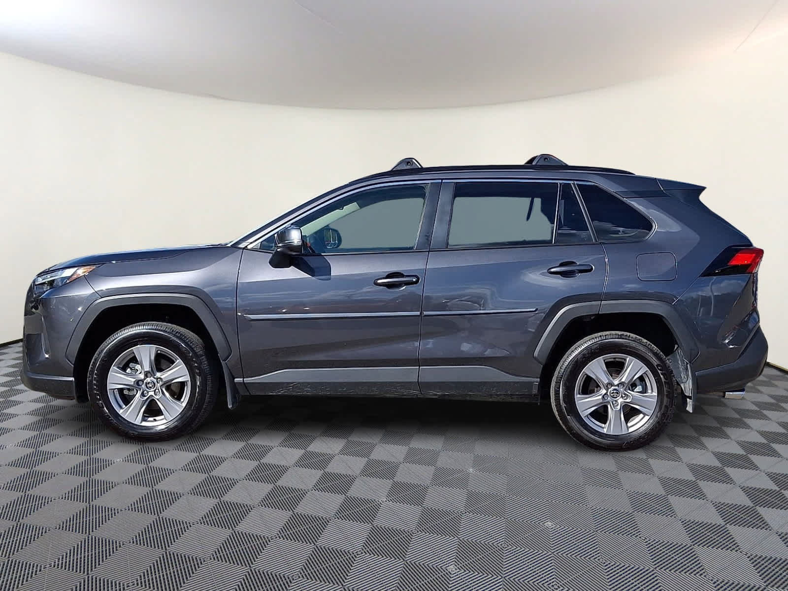 Certified 2025 Toyota RAV4 XLE w/ Weather Package AWD/4WD image 9