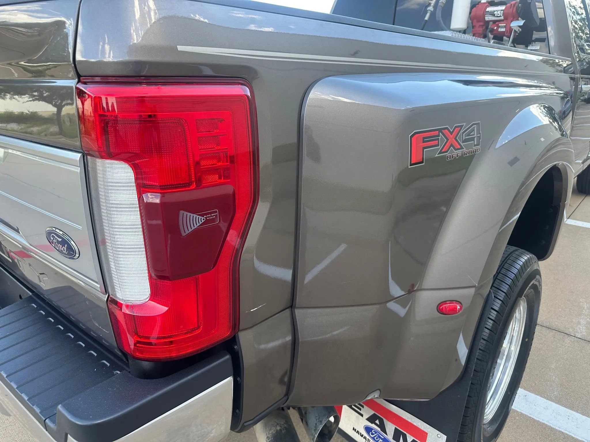 Used 2019 Ford F350 King Ranch w/ King Ranch Ultimate Package image 9