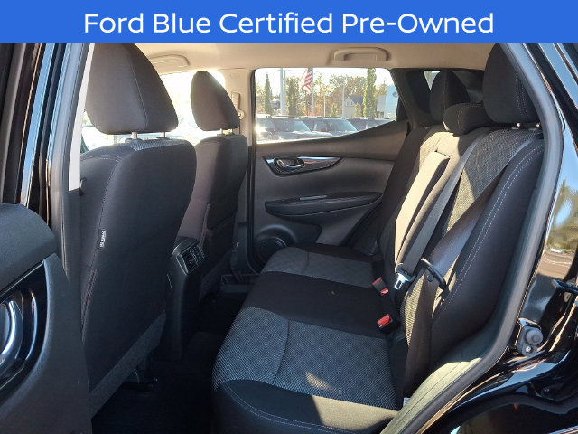 Used 2018 Nissan Rogue Sport SV AWD/4WD image 12
