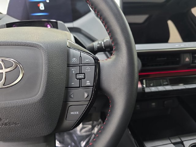 Used 2024 Toyota Prius Prime FWD image 15