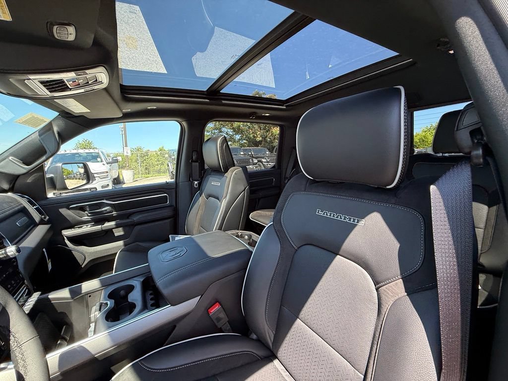 New 2026 RAM 1500 Laramie w/ Night Edition AWD/4WD image 14