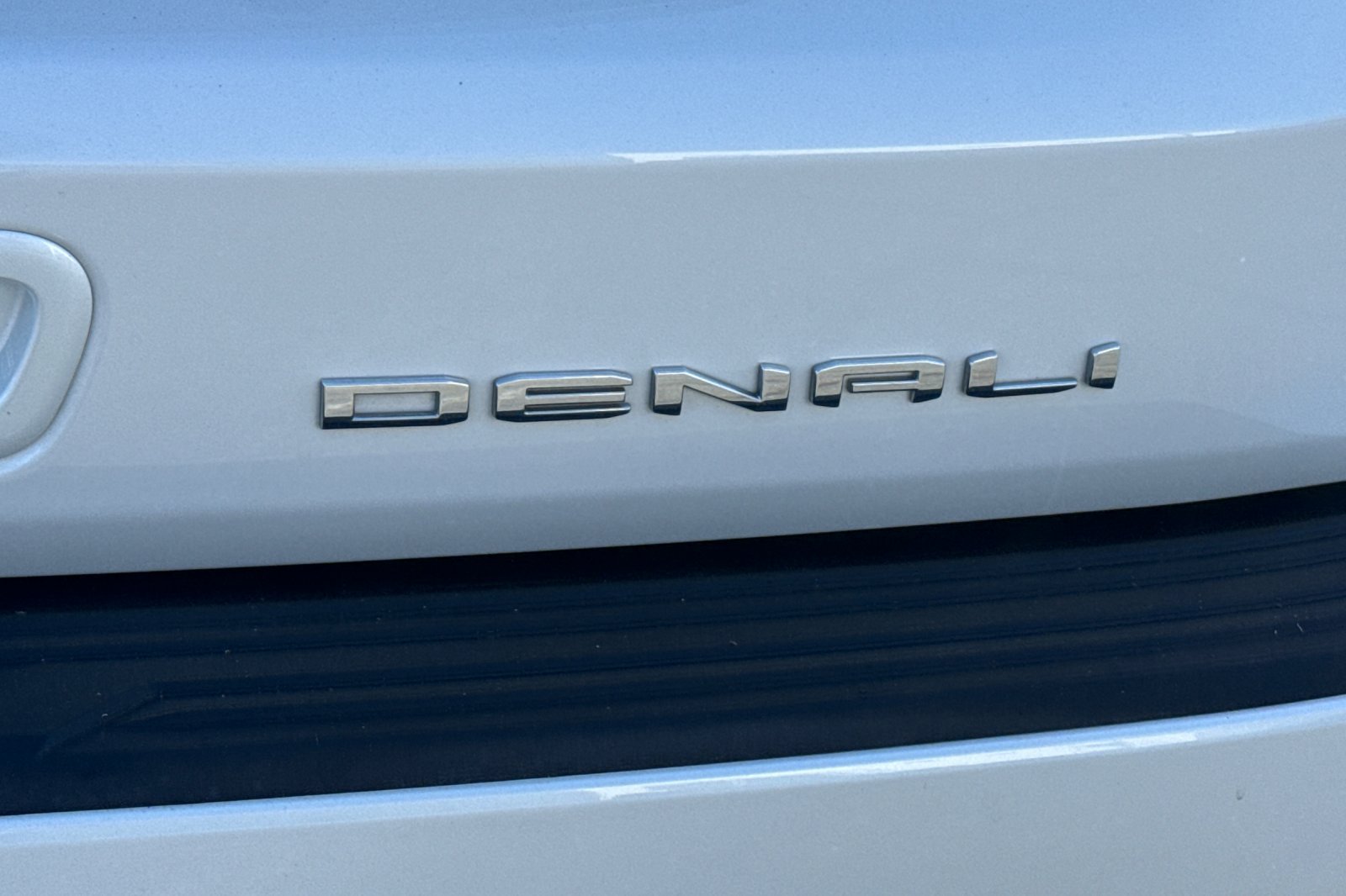Used 2022 GMC Yukon Denali AWD/4WD image 37