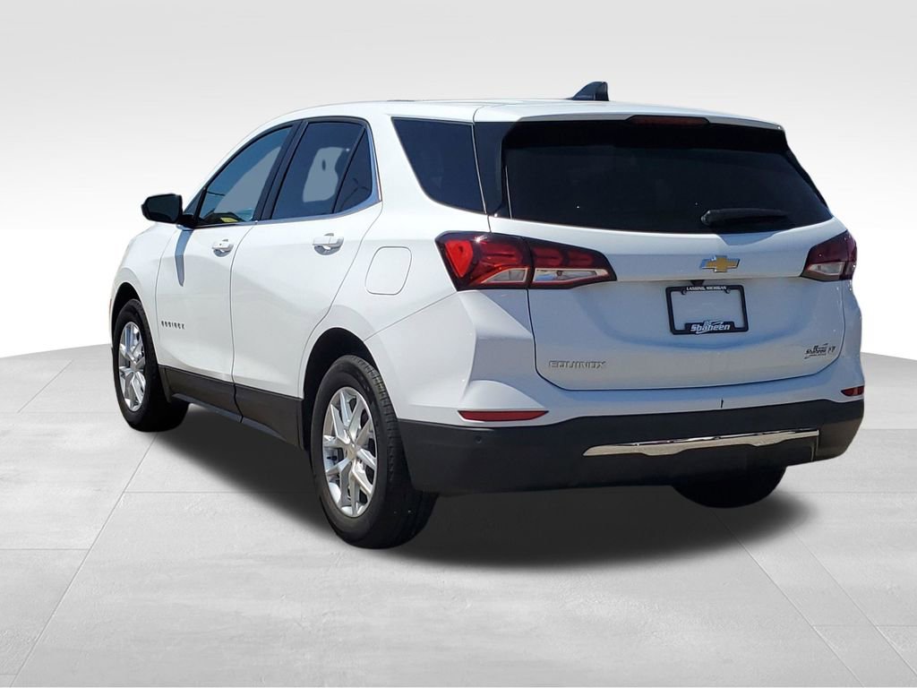 Used 2024 Chevrolet Equinox LT w/ LPO, Floor Liner Package FWD image 4