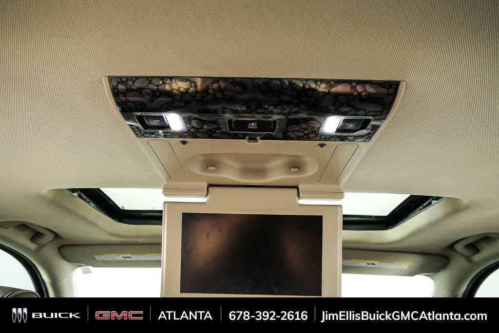 Used 2020 GMC Yukon Denali w/ Denali Ultimate Package image 22