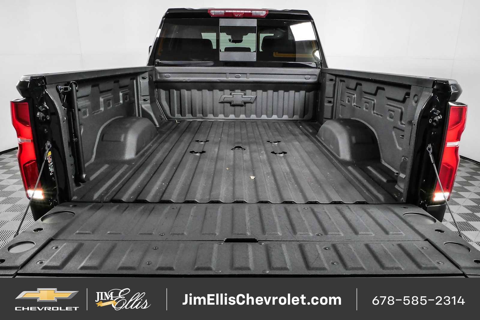Certified 2025 Chevrolet Silverado 2500 High Country w/ High Country Premium Package AWD/4WD image 31