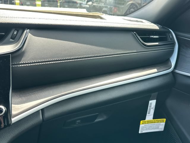 New 2026 Jeep Grand Cherokee L Limited AWD/4WD image 22
