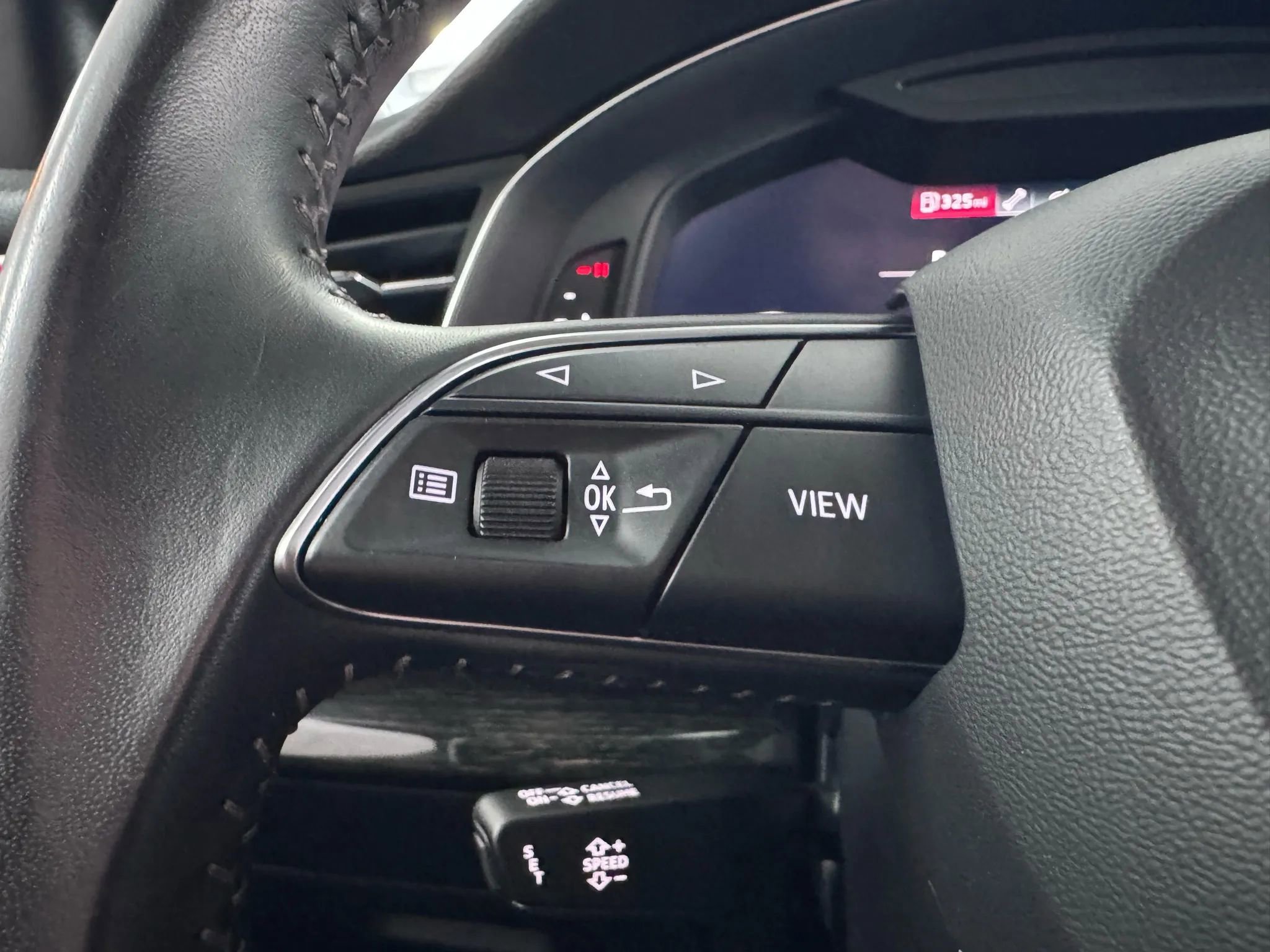 Used 2019 Audi Q8 Premium w/ Convenience Package image 24