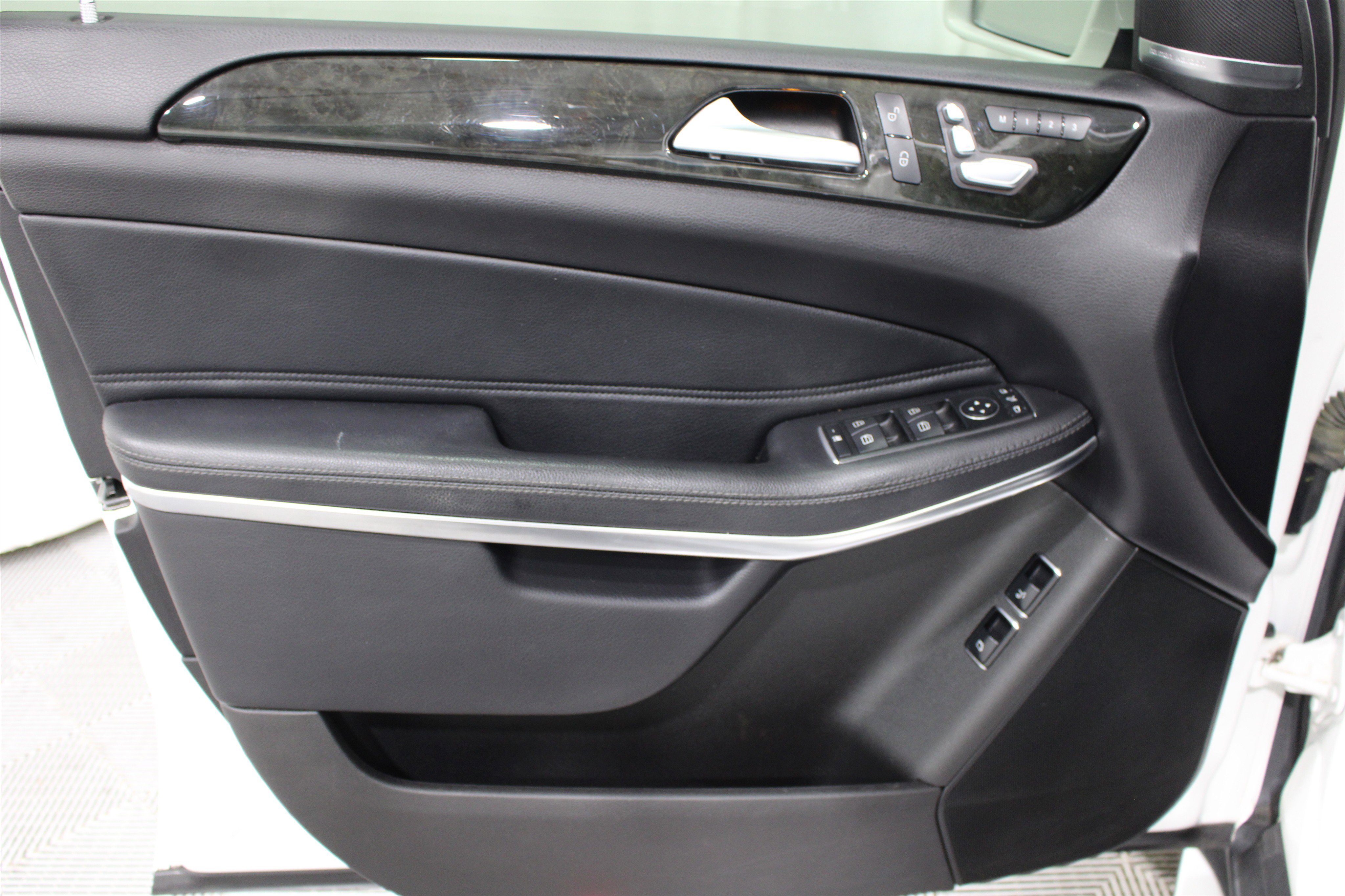 Used 2019 Mercedes-Benz GLS 550 GLS 550 image 5