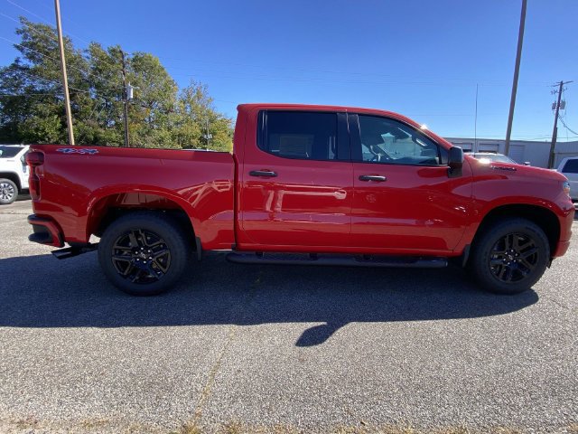 New 2026 Chevrolet Silverado 1500 Custom w/ Turbomax Blackout Package AWD/4WD image 2