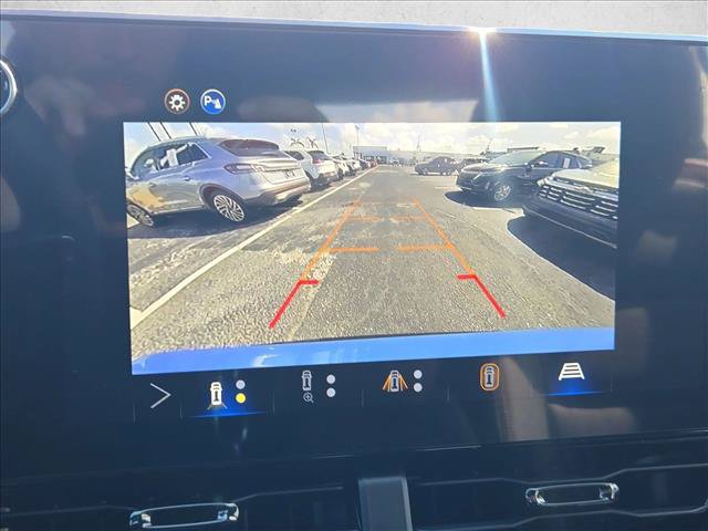 Certified 2026 Chevrolet Equinox RS w/ Safety and Technology Package FWD image 13