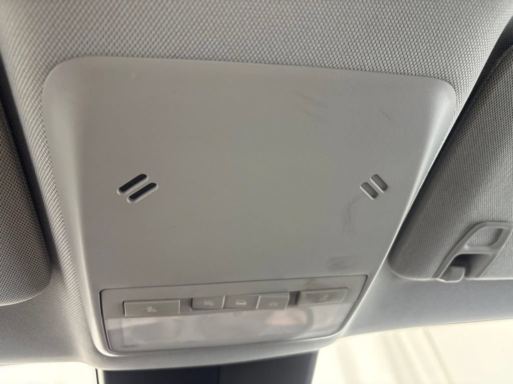 Used 2019 Chevrolet Trax LT w/ Driver Confidence Package FWD image 29