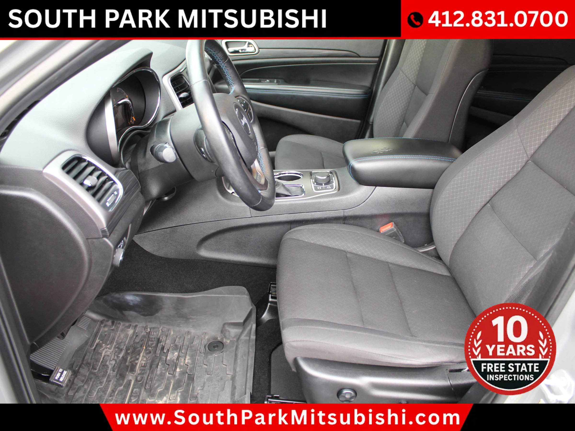 Used 2019 Jeep Grand Cherokee Laredo image 12