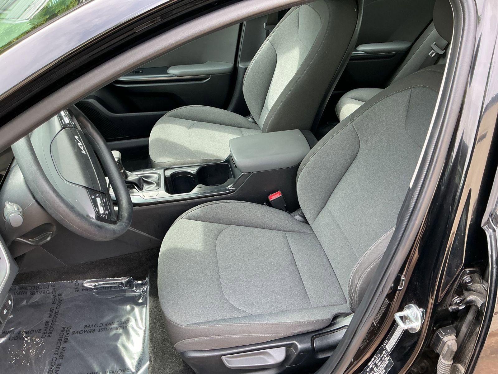 Used 2025 Kia K4 FWD image 32